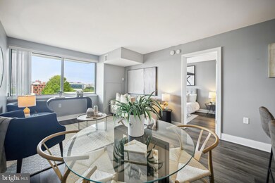 Potomac Place Tower unit S717, Washington, DC 20024 - photo 4