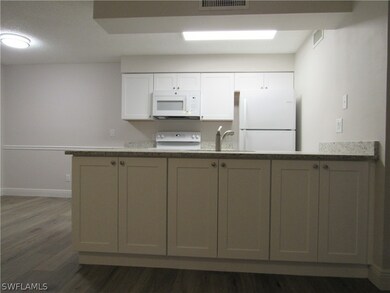 5311 Summerlin Rd unit 1116, Fort Myers, FL 33919 - photo 4