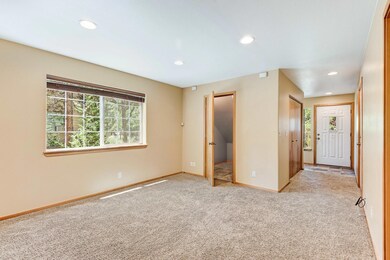 2645 NE Community 4