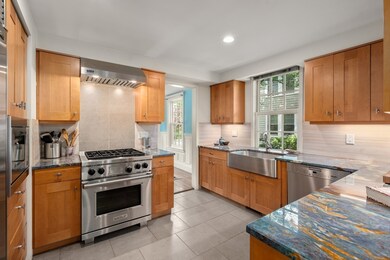 24 Bates St, Cambridge, MA 02140 - photo 7