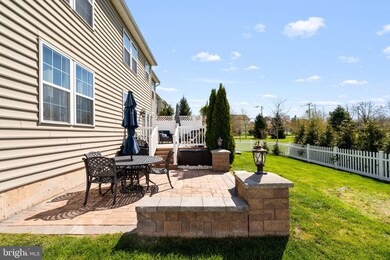 402 Saddlery Dr, Perkasie, PA 18944 - photo 3