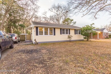 703 Williams St, Jacksonville, NC 28540 - photo 2