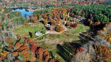 40 Burns Rd, Pelham, NH 03076 - photo 2