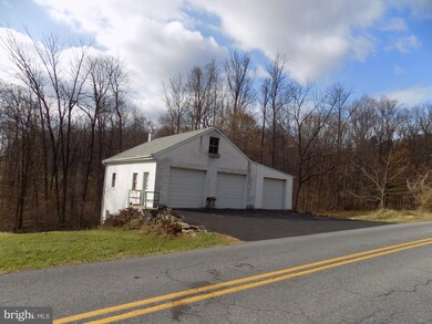 227 Crow Hill Rd, Barto, PA 19504 - photo 3