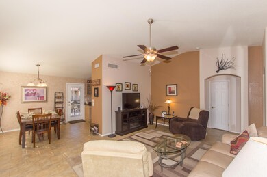 03 Family Room