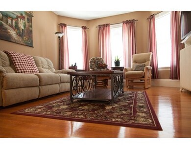 21 Crocker St, Somerville, MA 02143 - photo 2