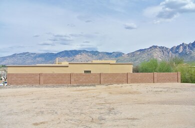 Lot w/Mnt View