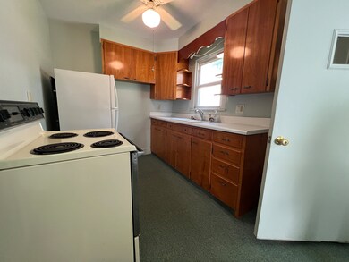 117 W Stewart St, Swayzee, IN 46986 - photo 3