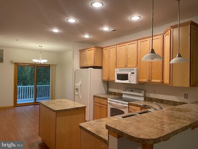 22565 Chickadee Cir unit 3-3, Lexington Park, MD 20653 - photo 4