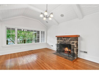 918 Lake Front Rd, Lake Oswego, OR 97034 - photo 4