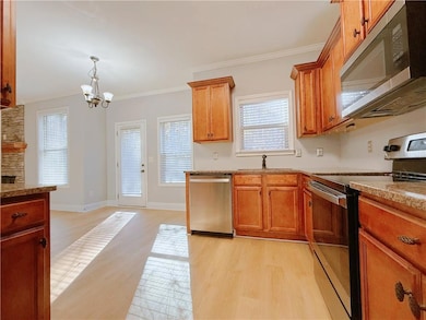 636 Royal Crest Ct, Canton, GA 30115 - photo 5