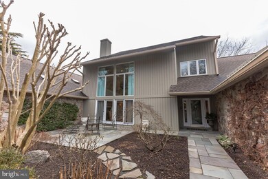 1220 Round Hill Rd, Bryn Mawr, PA 19010 - photo 2