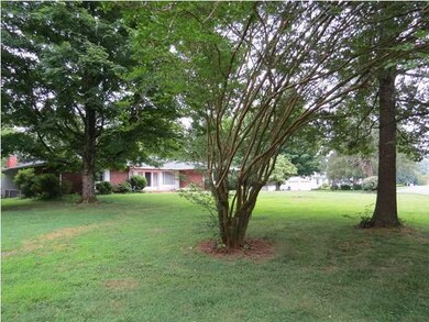 2900 Highland Dr NE, Cleveland, TN 37312 - photo 2