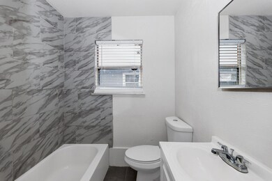 4203 Hirsch Rd unit 2, Houston, TX 77026 - photo 7