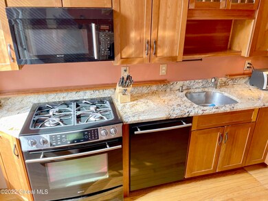 150 Jay St, Albany, NY 12210 - photo 3