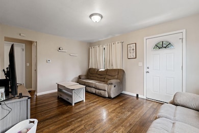 759 E Longview Ave, Columbus, OH 43224 - photo 3