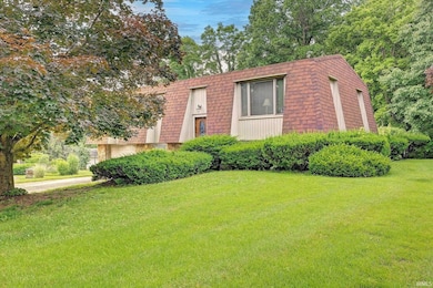 600 Forest Dr, Bloomfield, IN 47424 - photo 3