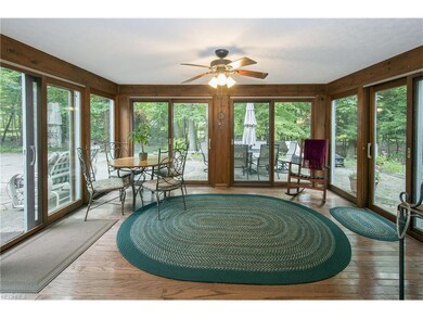 Incredible 4 Season Sunroom is a wonderful place t