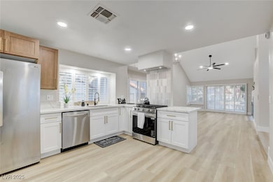 6987 Emerald Springs Ln, Las Vegas, NV 89113 - photo 7