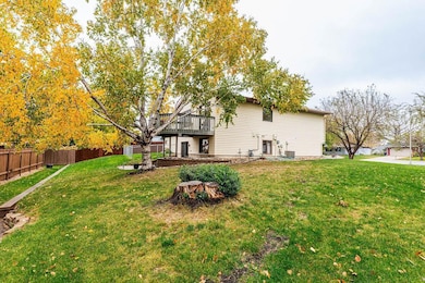 1725 Whitestone Cir S, Fargo, ND 58103 - photo 5