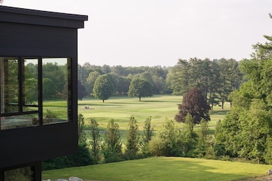 154 Newton St, Weston, MA 02493 - photo 5