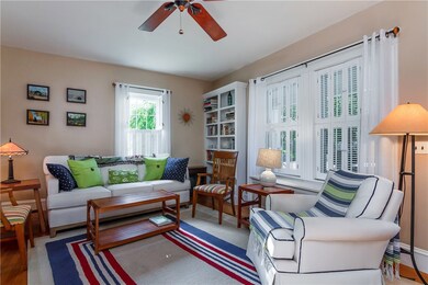 276 Fair St, Warwick, RI 02888 - photo 5