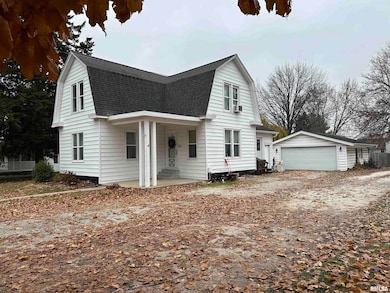 704 E Gibson St unit 1, New Berlin, IL 62670 - photo 3