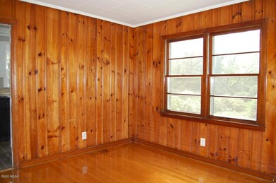 Bedroom1 (1)