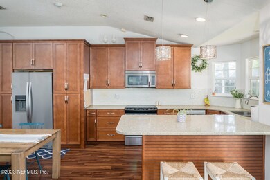 3-web-or-mls-213 Honeysuckle Way--36