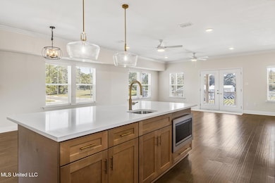 378 Howard Ave, Biloxi, MS 39530 - photo 5