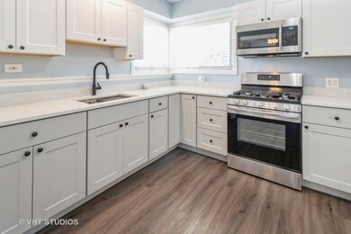 470 N Ida Ln, Elmhurst, IL 60126 - photo 6