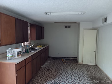 11377 E 590, Locust Grove, OK 74352 - photo 4