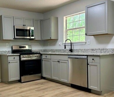 new SS appliances and new  fixtures