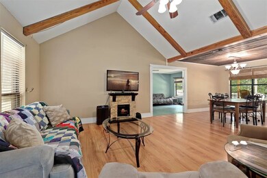 137 Mariah Dr, Weatherford, TX 76087 - photo 6