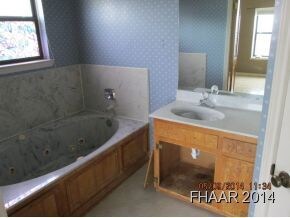 2315 Phyllis Dr, Copperas Cove, TX 76522 - photo 2