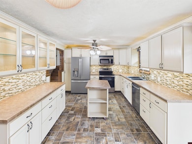 3965 Oakland Rd, Oakland, AR 72661 - photo 6