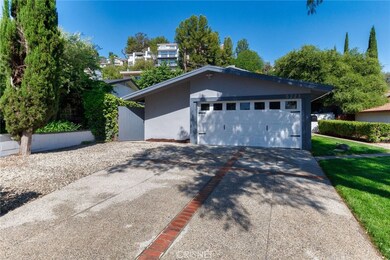 5223 Canoga Ave, Woodland Hills, CA 91364 - photo 2