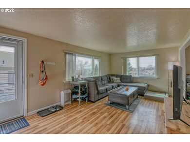 702 NW 6th St, Pendleton, OR 97801 - photo 5