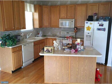 210 N Silver Fox Dr unit 478, Glen Mills, PA 19342 - photo 6