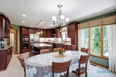 GIANT WINDOWS MAKE COOKING AND BAKING A DREAM.  BE