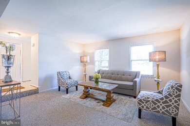 3001 Hickory Grove Ct, Fairfax, VA 22031 - photo 2