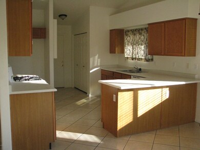 Kitchen pic 1