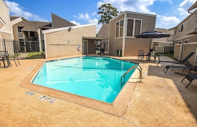 15100 Golden Eagle unit 1005, Humble, TX 77396 - photo 4