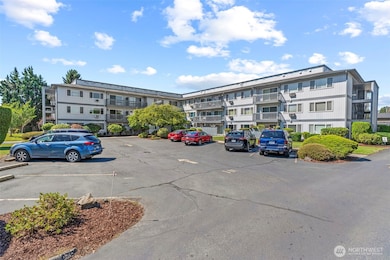 2005 Tibbetts Dr unit 106, Longview, WA 98632 - photo 5