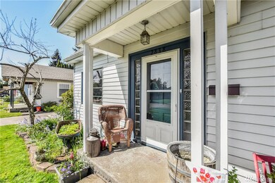 2838 Dover St, Longview, WA 98632 - photo 2