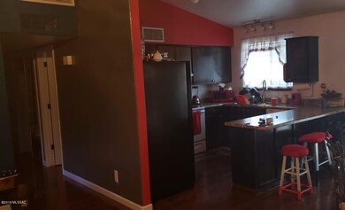 1229 Calle Avestruz, Rio Rico, AZ 85648 - photo 2