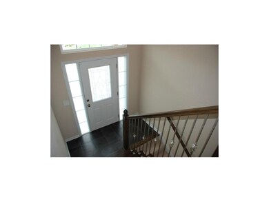 Entry w/tile floor