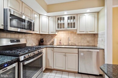 17 Maple Dr, Conshohocken, PA 19428 - photo 7