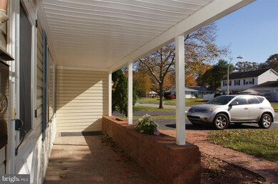 12916 Cheswood Ln, Bowie, MD 20715 - photo 3