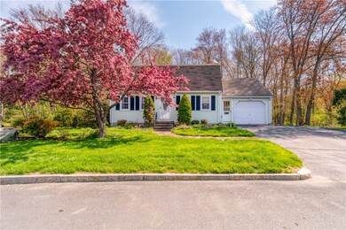 319 Ray Ave, Woonsocket, RI 02895 - photo 2